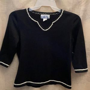 CLEARANCE * (NWOT) Black Knit Top